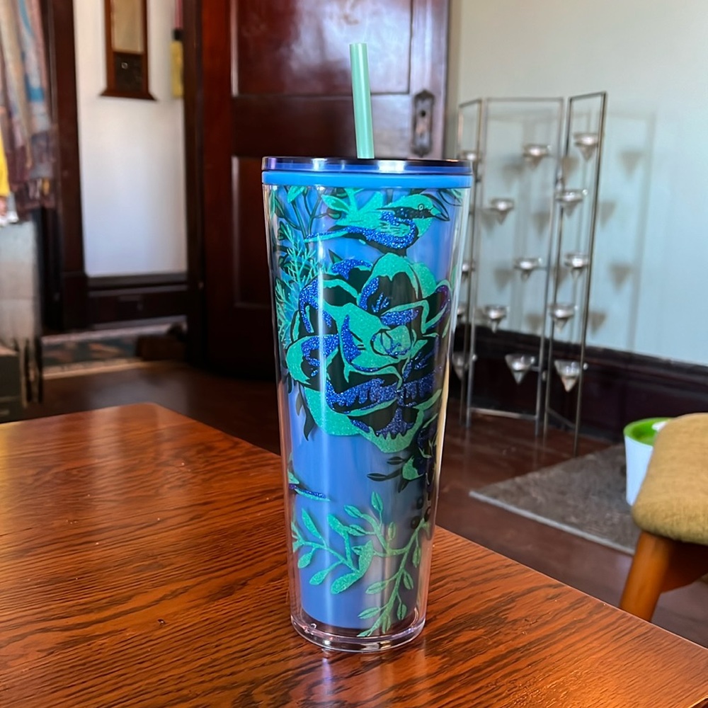 2022 color changing Starbucks holiday cup